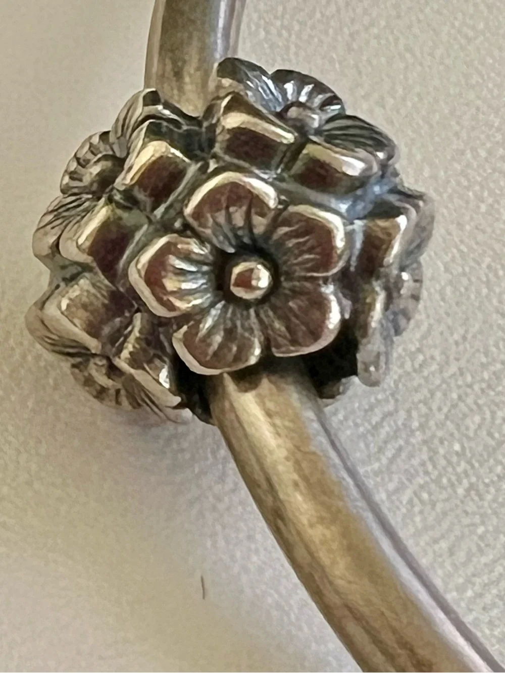 Trollbeads Elderflowers SKU: TAGBE-50018